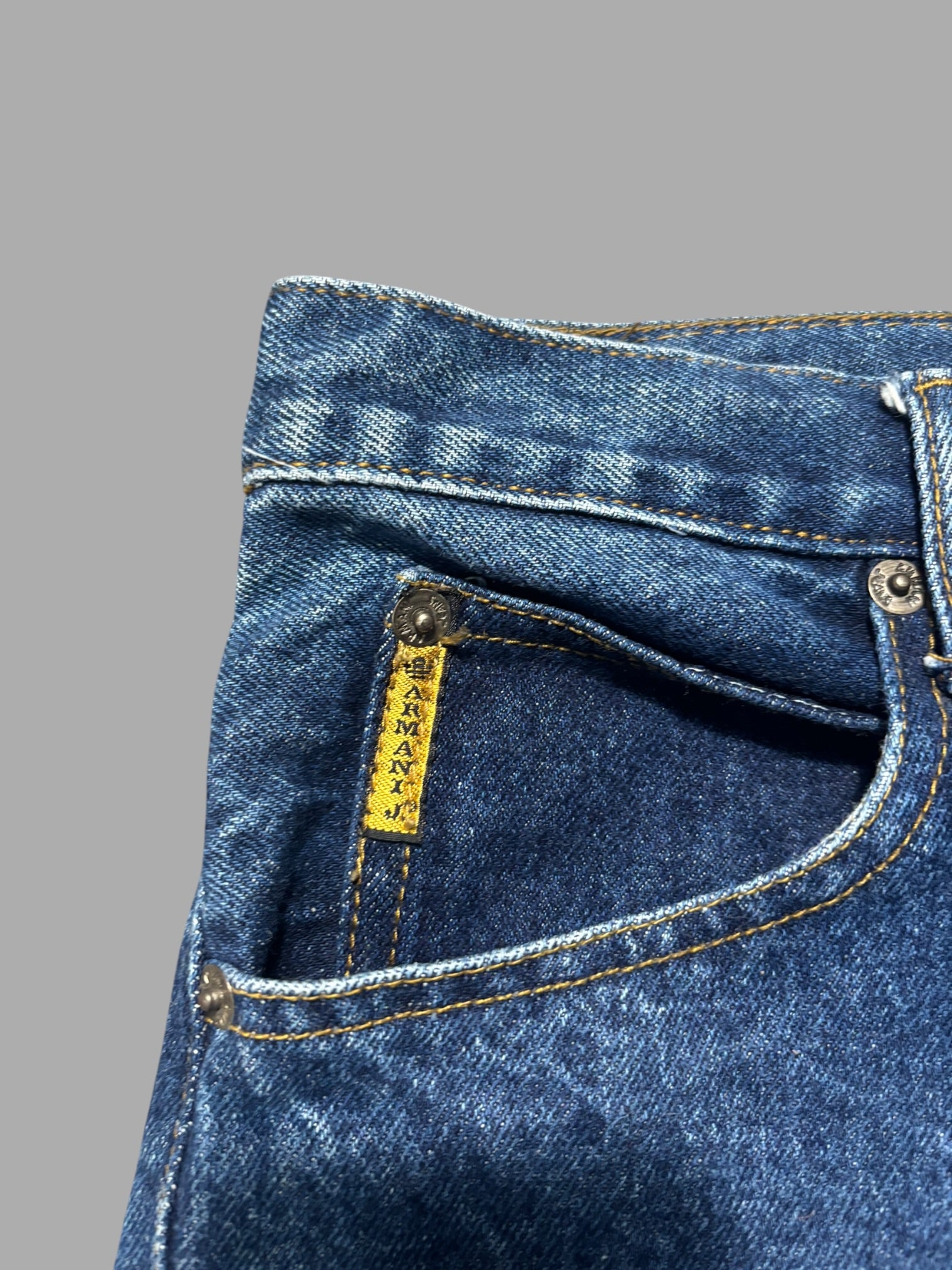 Armani Jeans P