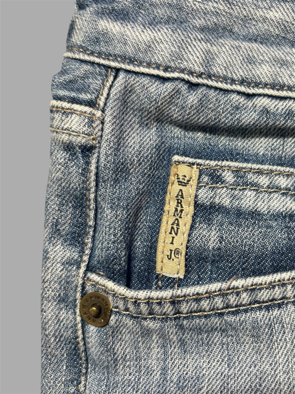 Armani Jeans S