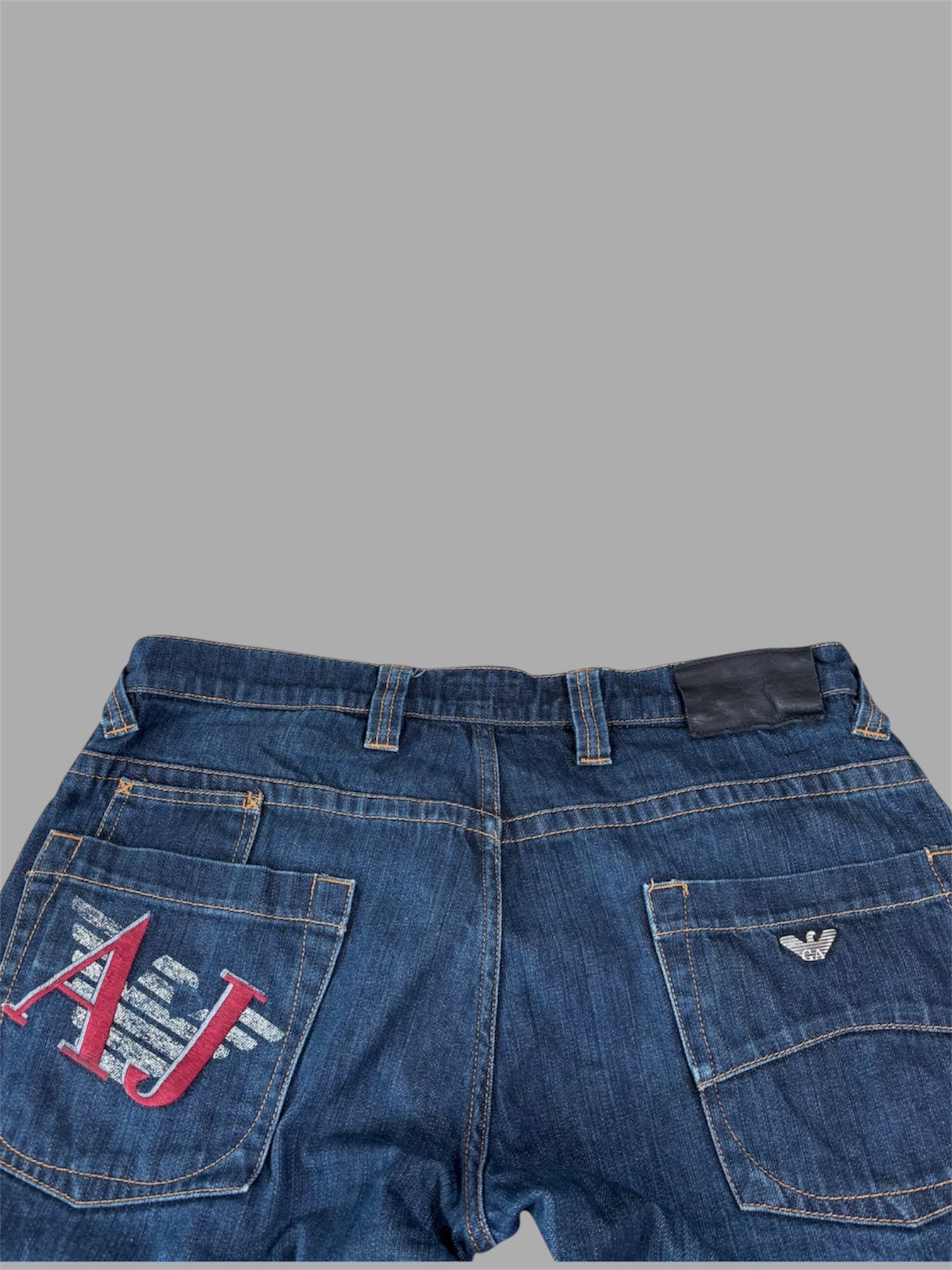 Armani Jeans M